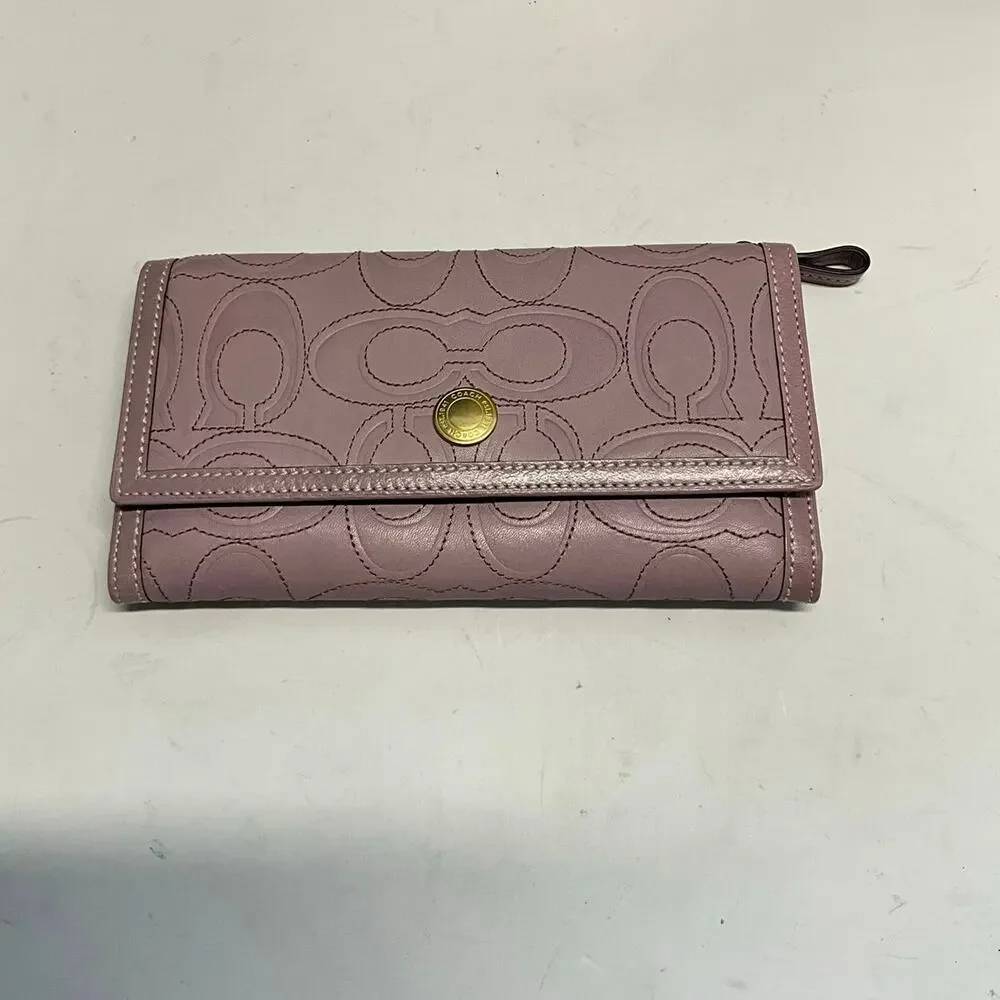 Coach vintage Hamptons Siganture Leather Checkbook Wallet